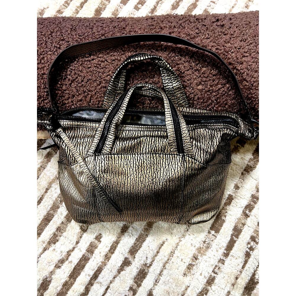 Aimee Kestenberg Leather Shoulder Bag Rose Gold/Black 2 Handles Or Strap A384377